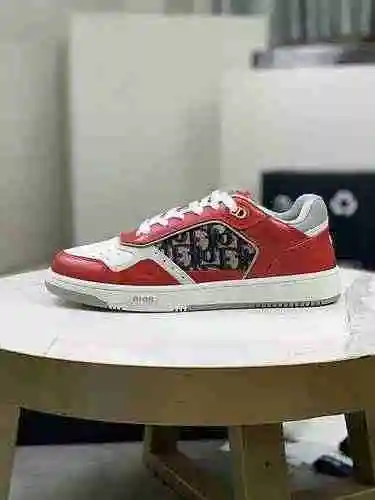 Código de pareja Dior: 0606D00 Talla: Mujer 35-40 Hombre 38-46 (Las tallas de hombre 38, 35, 46 son 