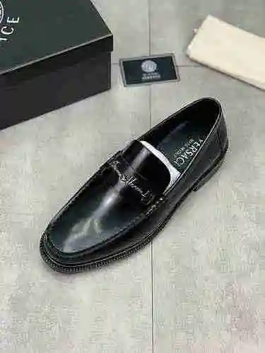 Zapato Versace Hombre Código: 0521C30 Talla: 38-44 (45 personalizados sin devolución ni cambio)