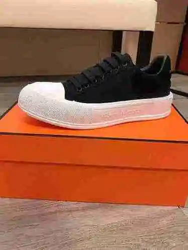 1245220 Los últimos zapatos casuales de McQueen para parejas 35-44