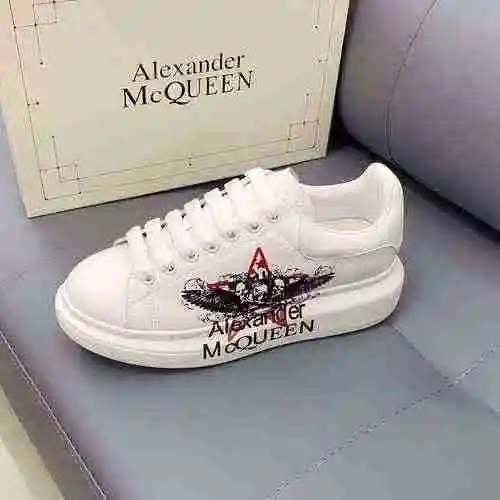 1360280 Zapatillas de la última pareja de McQueen 35-44