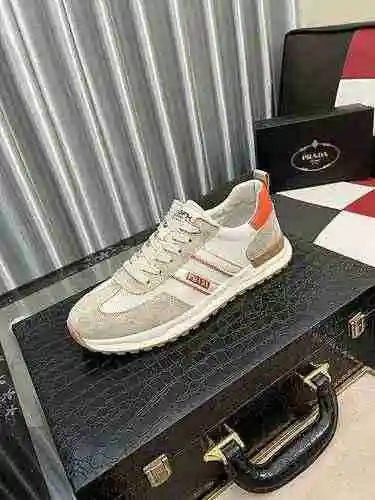 Prada * Zapatos Hombre Código: 0528B50 Talla: 38-44