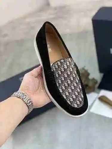 Código de zapato de hombre Dior: 0606C10 Talla: 39-44 (38 45 hecho a medida)