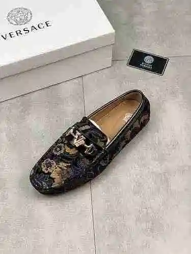 Zapato Versace Hombre Código: 0521B20 Talla: 38-44 (45 personalizados sin devolución ni cambio)