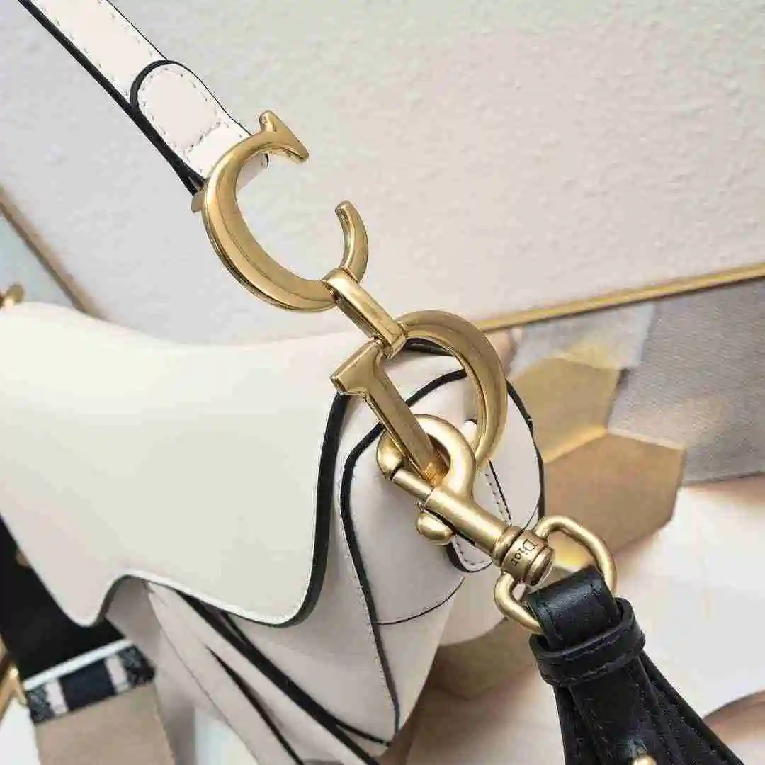 DW002950 (16).webp