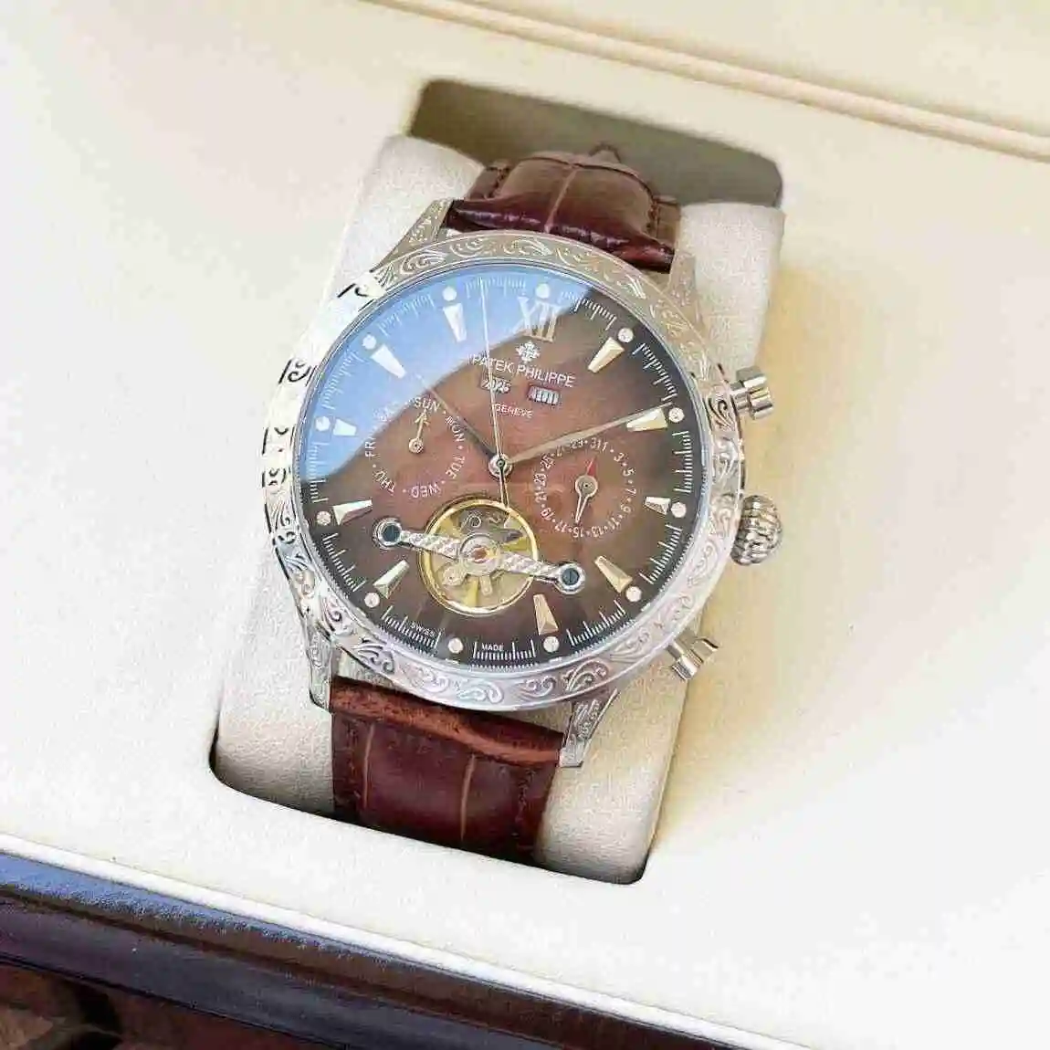 kk06300 (1).webp
