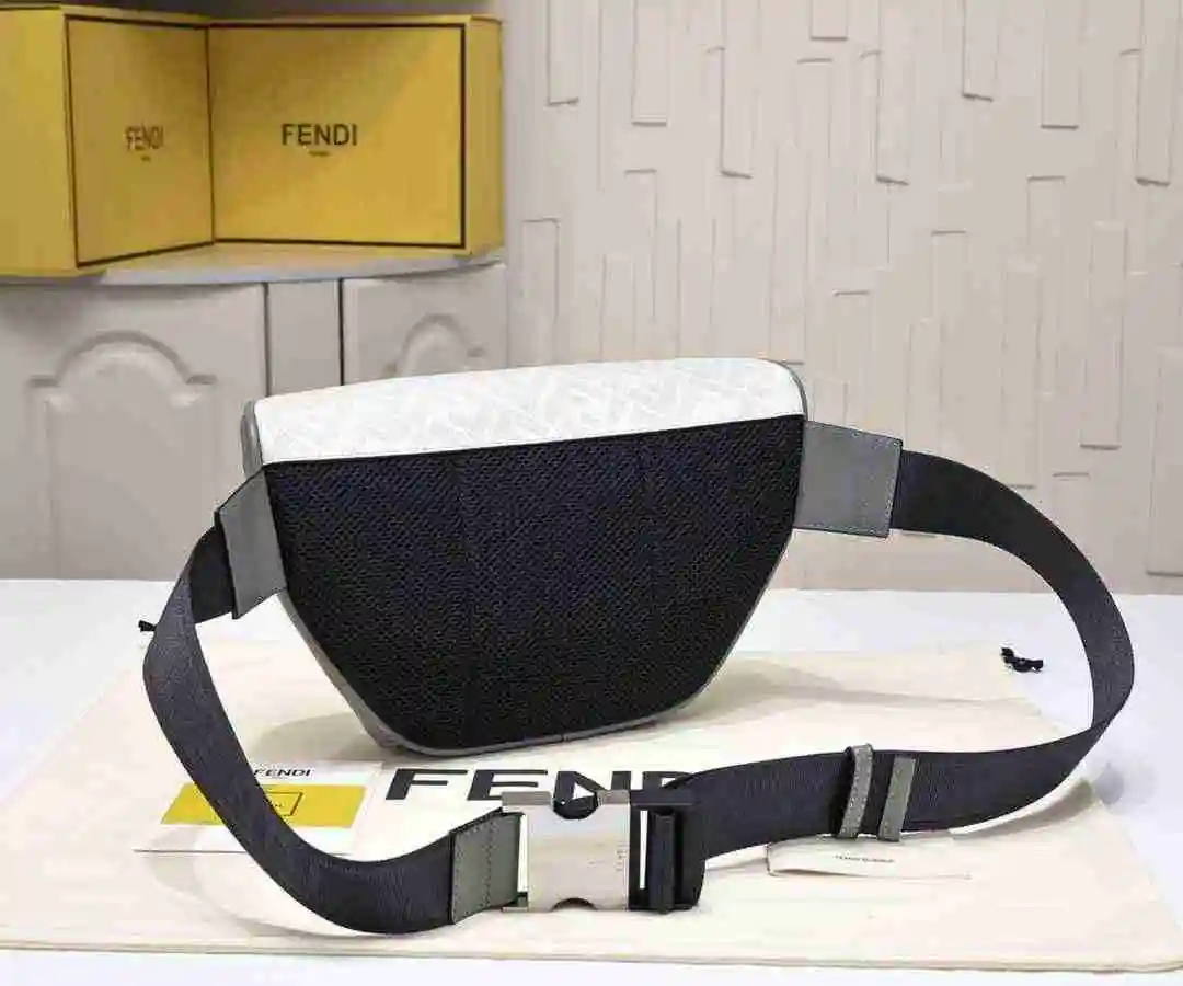 LK002250 (4).webp