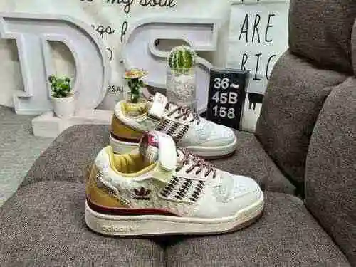 158DAdidas Forum 84 Low Low top versatile trendy casual sneakers. Based on the appearance of vintage