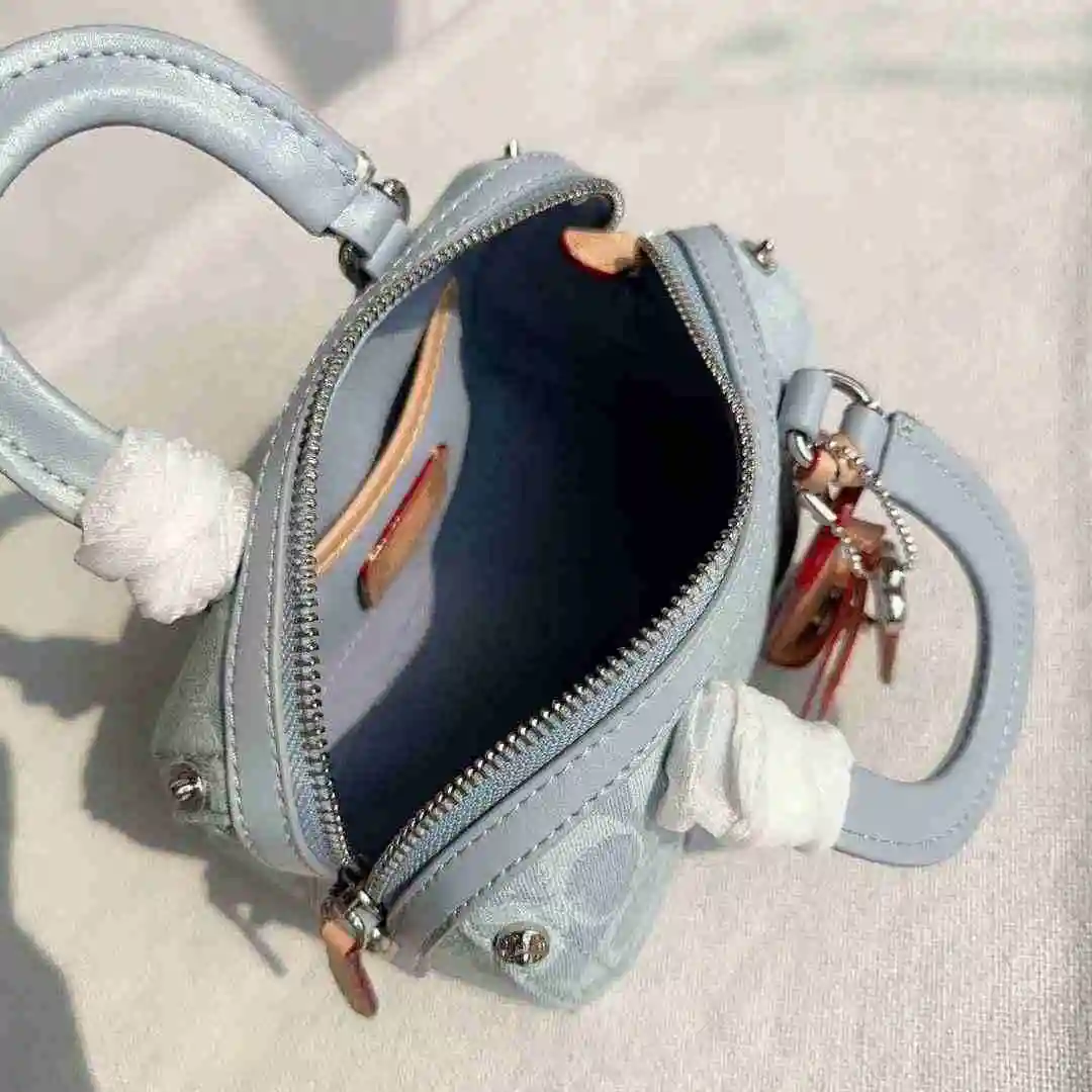 JM002650 (2).webp