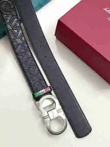 Cinturón de piel de vacuno con capa superior de doble cara