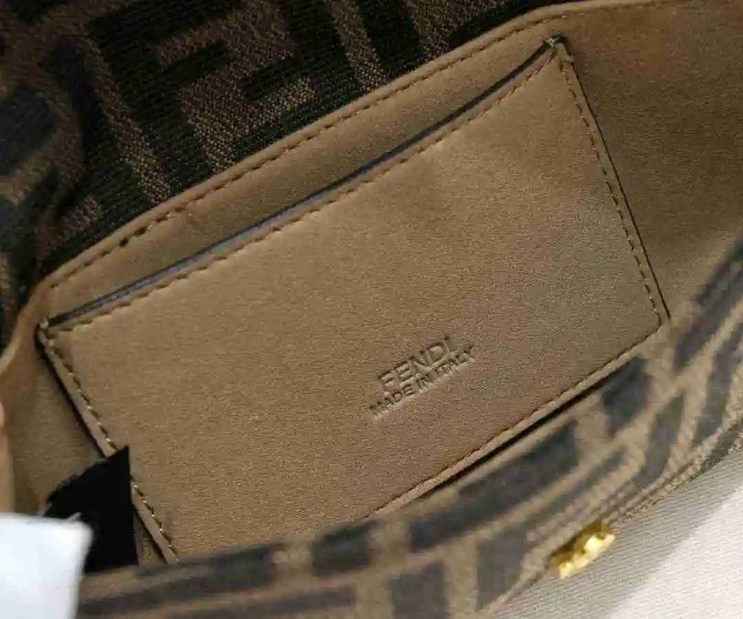 DF002550 (3).webp
