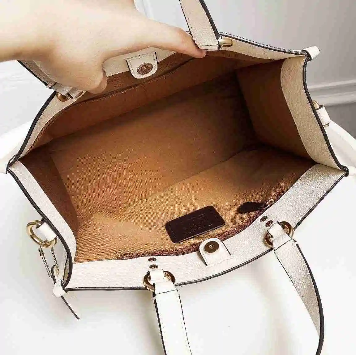 DW002450 (2).webp