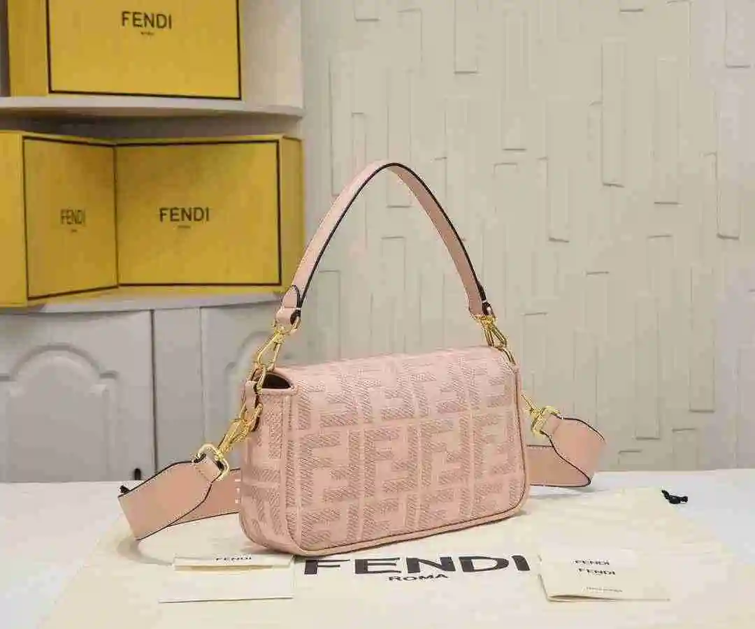 GH003050 (15).webp