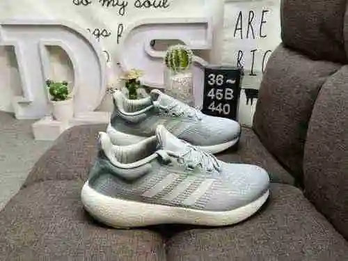 440DAdidasPUREBOOST JET W Knitted Breathable Sports Running Shoe YED022