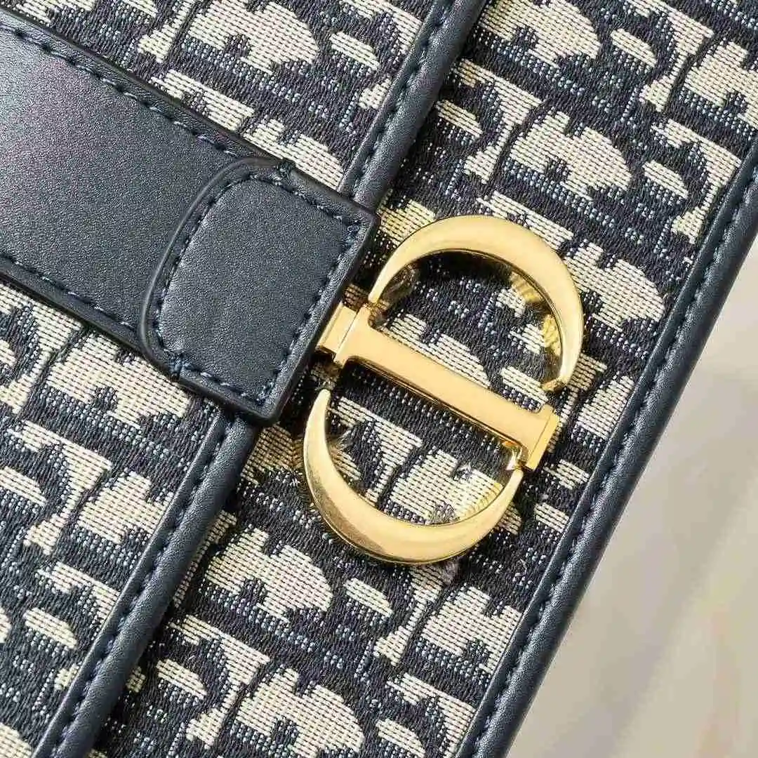 IK002550 (3).webp