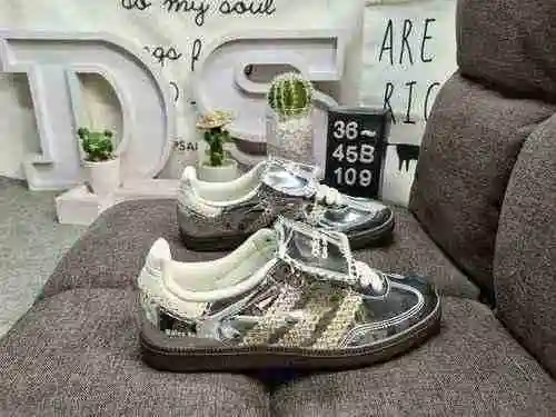 109DWales Bonner X Adidas Samba Co-branding retro sneakers Simple color matching this year's hot liq