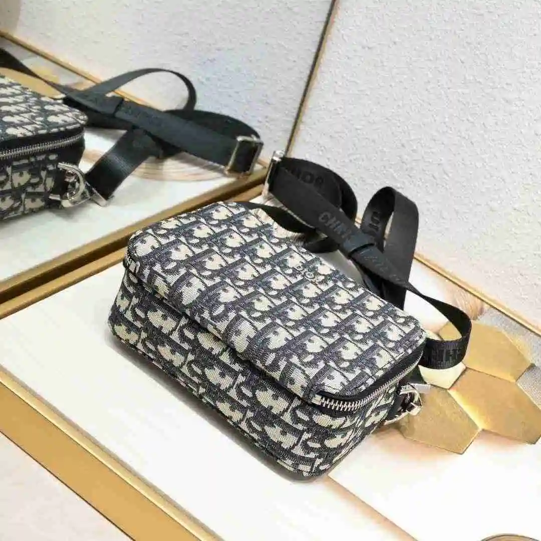 DW002650 (4).webp