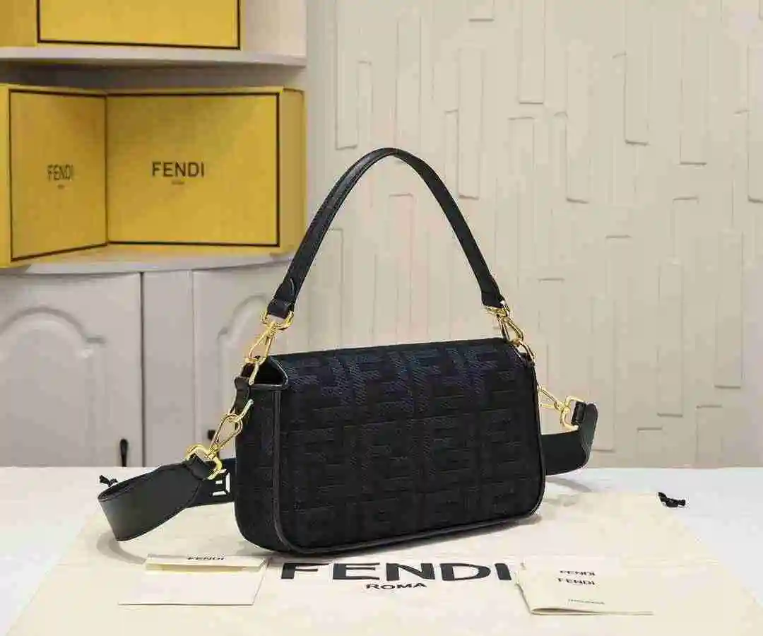 GH003050 (10).webp