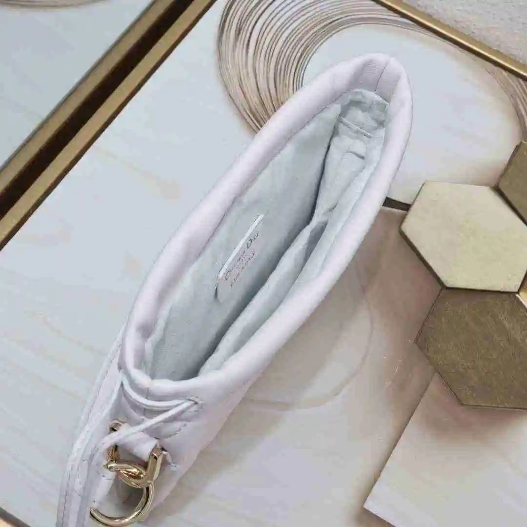 BF002550 (6).webp