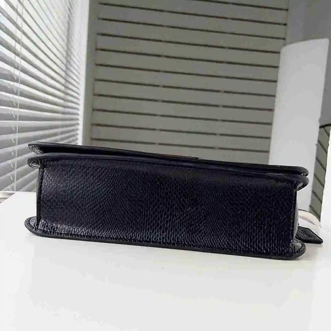 BG002650 (8).webp
