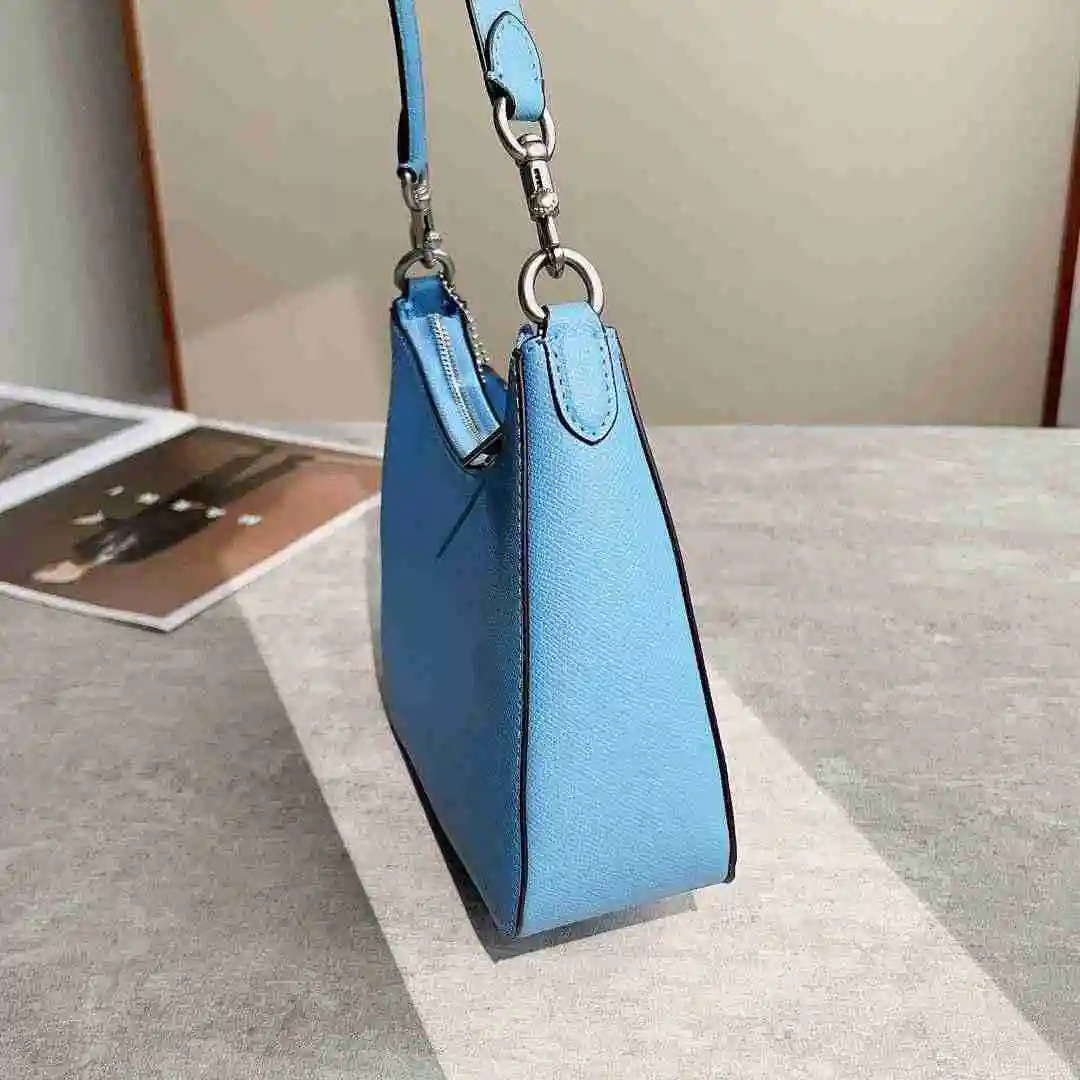 HR002550 (8).webp