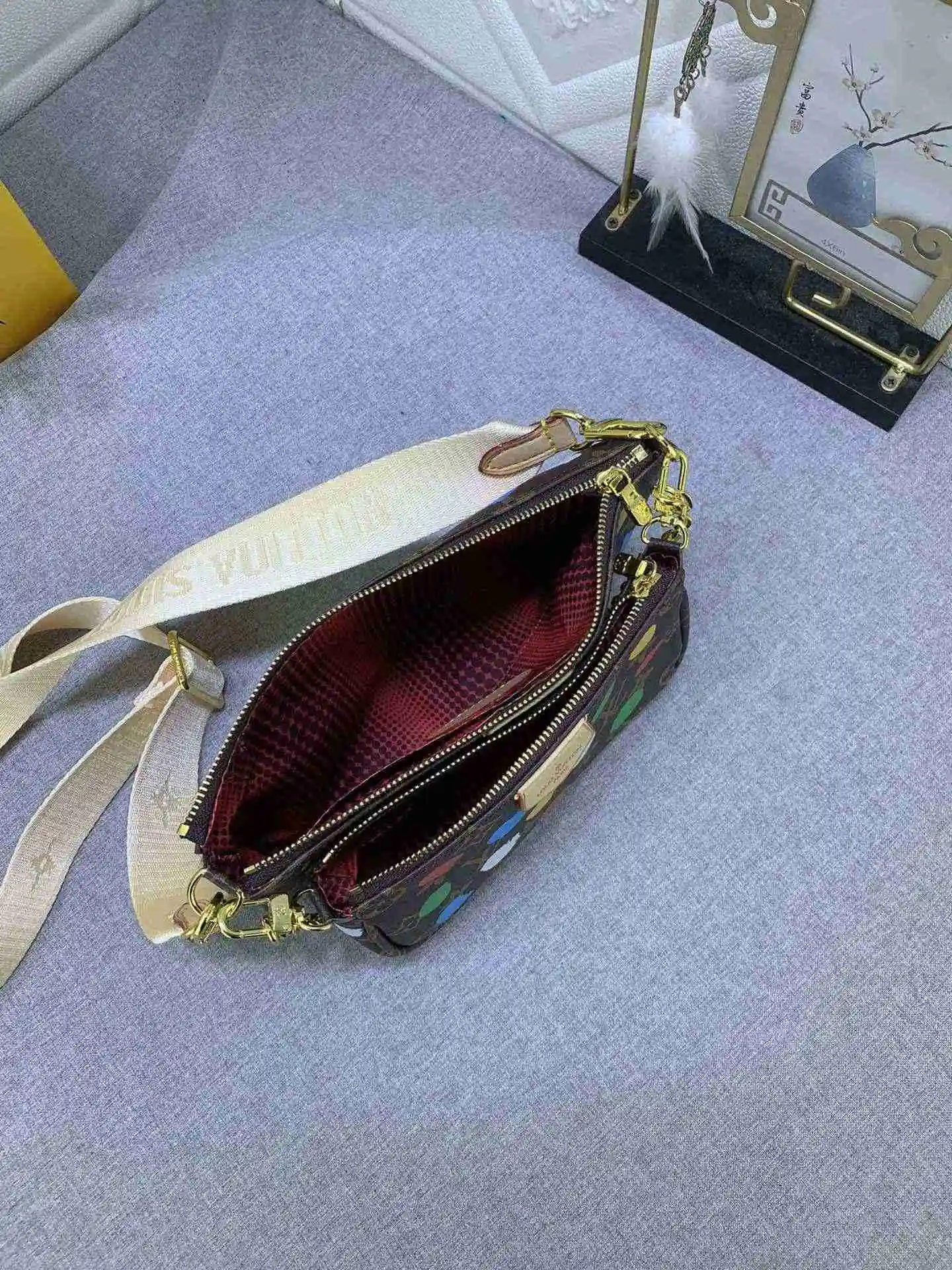 SS002050 (2).webp