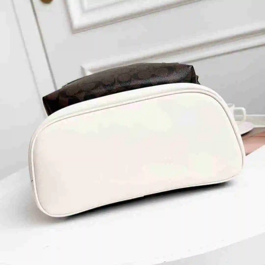BF003450 (9).webp