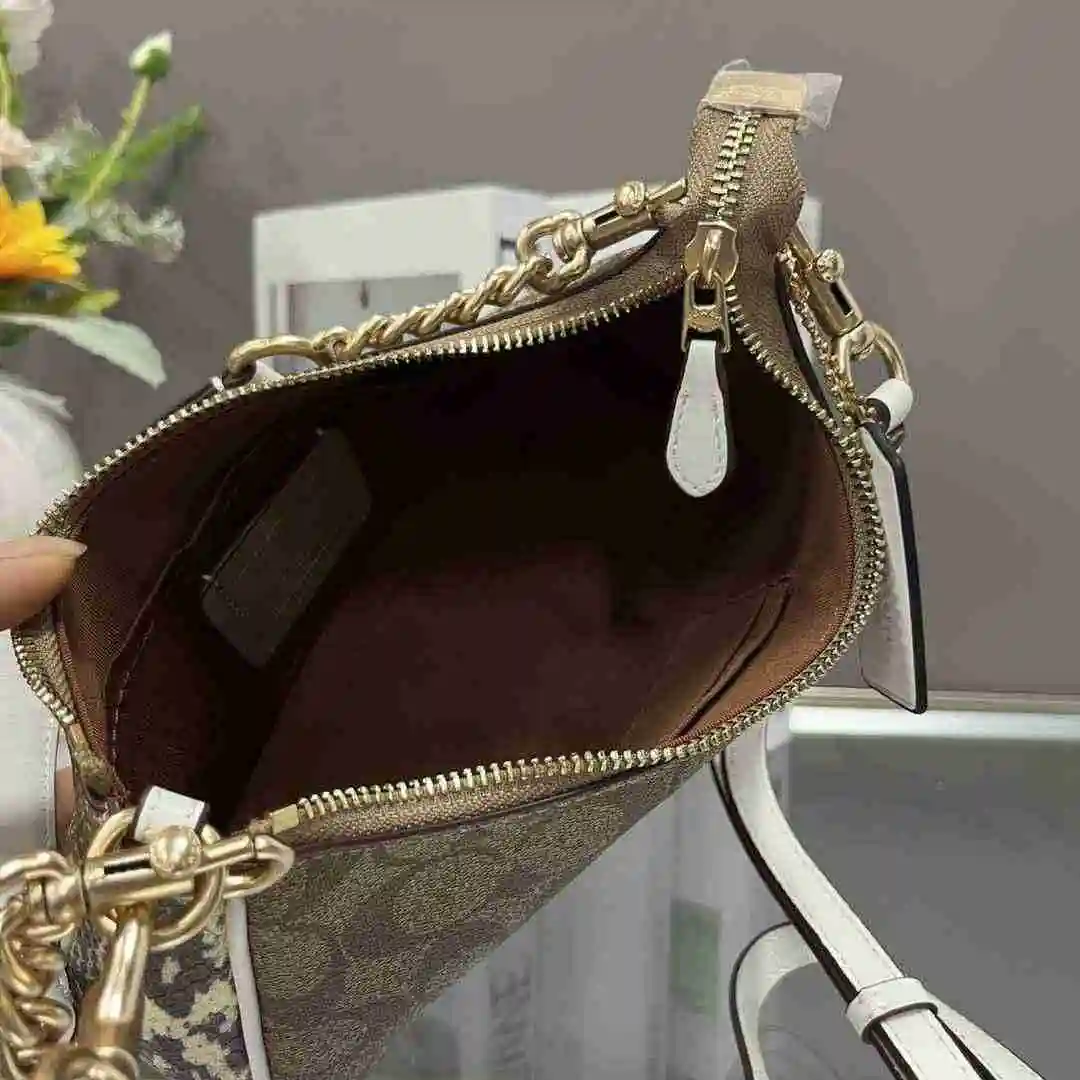 DW002250 (2).webp