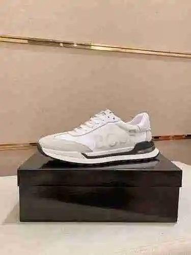 Boss 男鞋 编码：0604B40 Tamaño：38-44