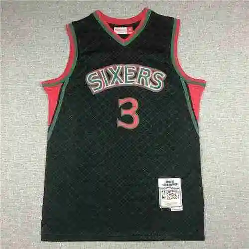 76 personas 3 Iverson MN Vintage Plaid Negro