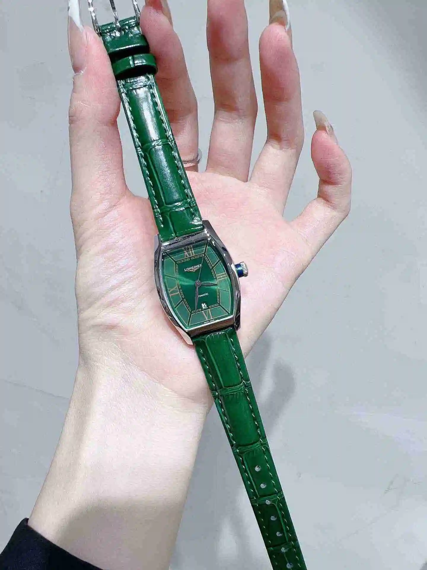 KK02450 (5).webp
