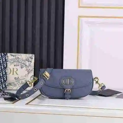 La bolsa para las axilas está hecha de piel de vaca original importada, con una bolsa de regalo de e