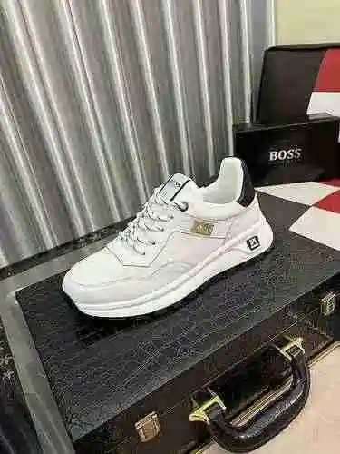 Boss 男鞋 编码：0528B50 Tamaño：38-44