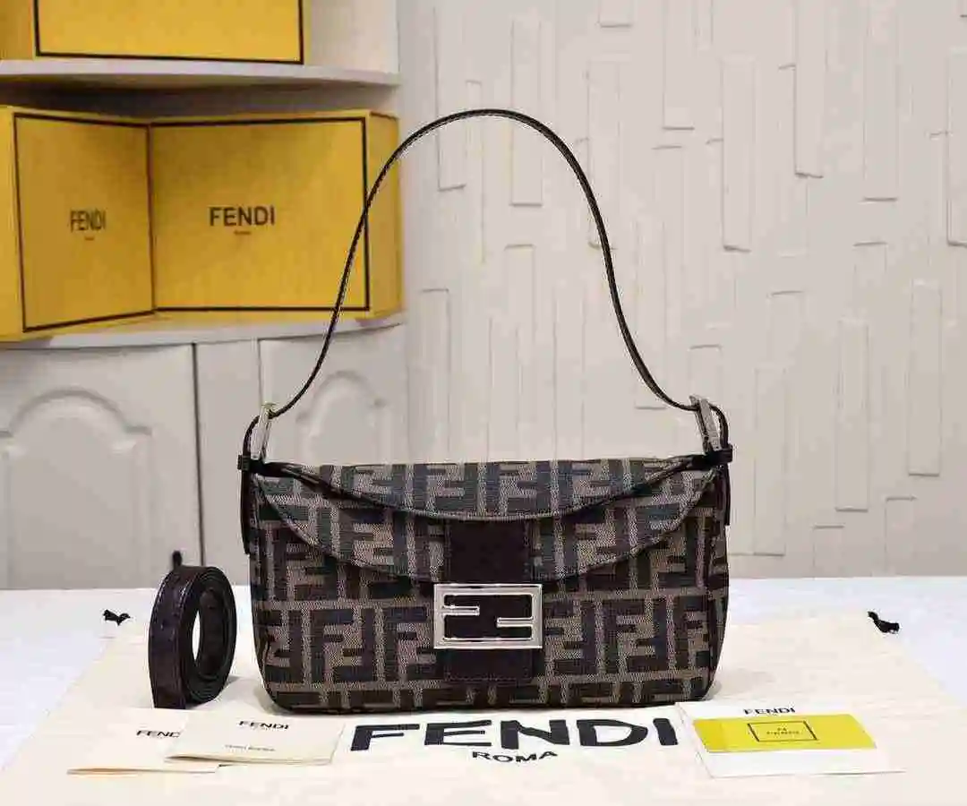 DC002450 (1).webp