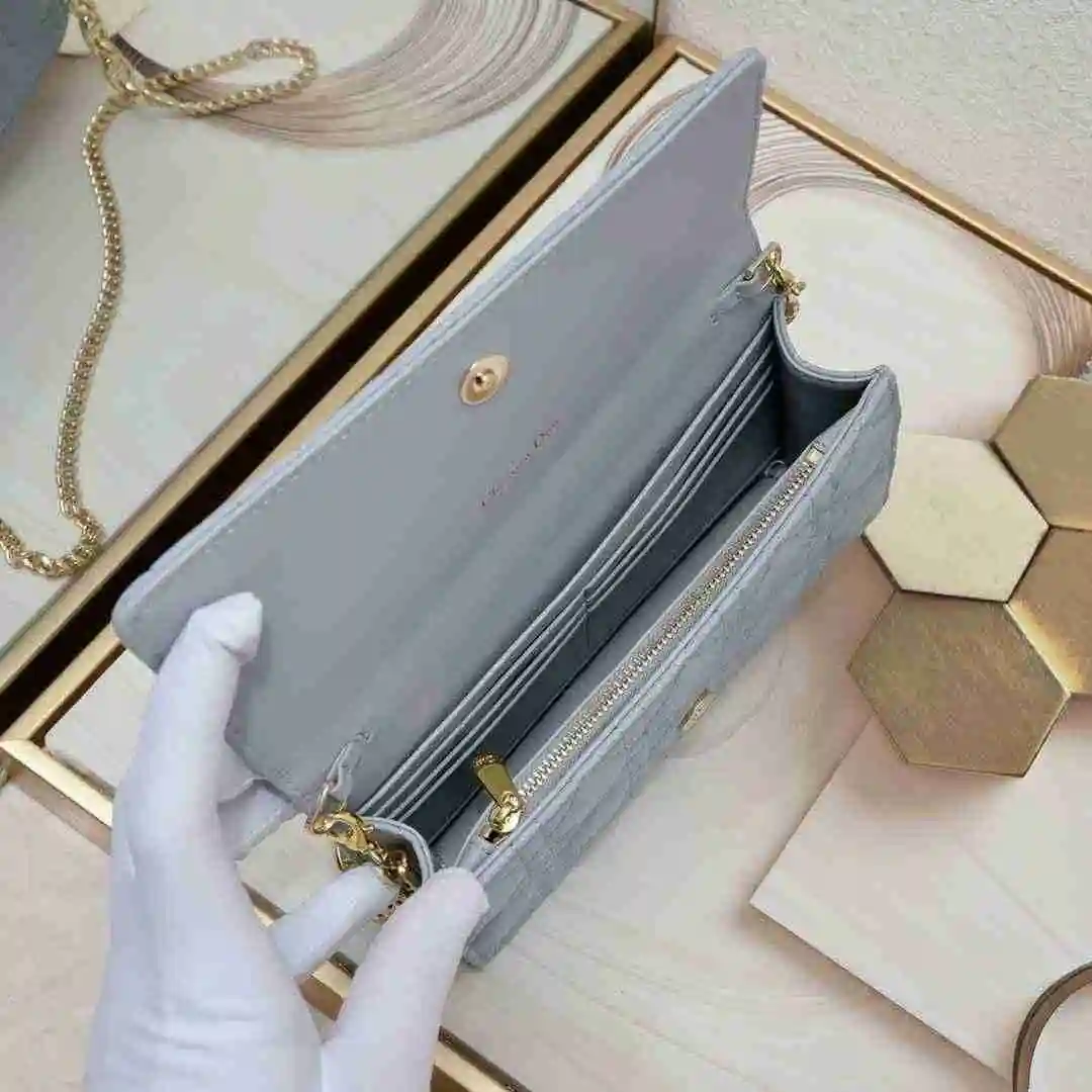 LO002450 (14).webp