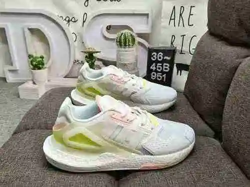 951D Company Class Nightwalker 2nd Generation Day JOGGER # Mesh upper with synthetic suede finish # 