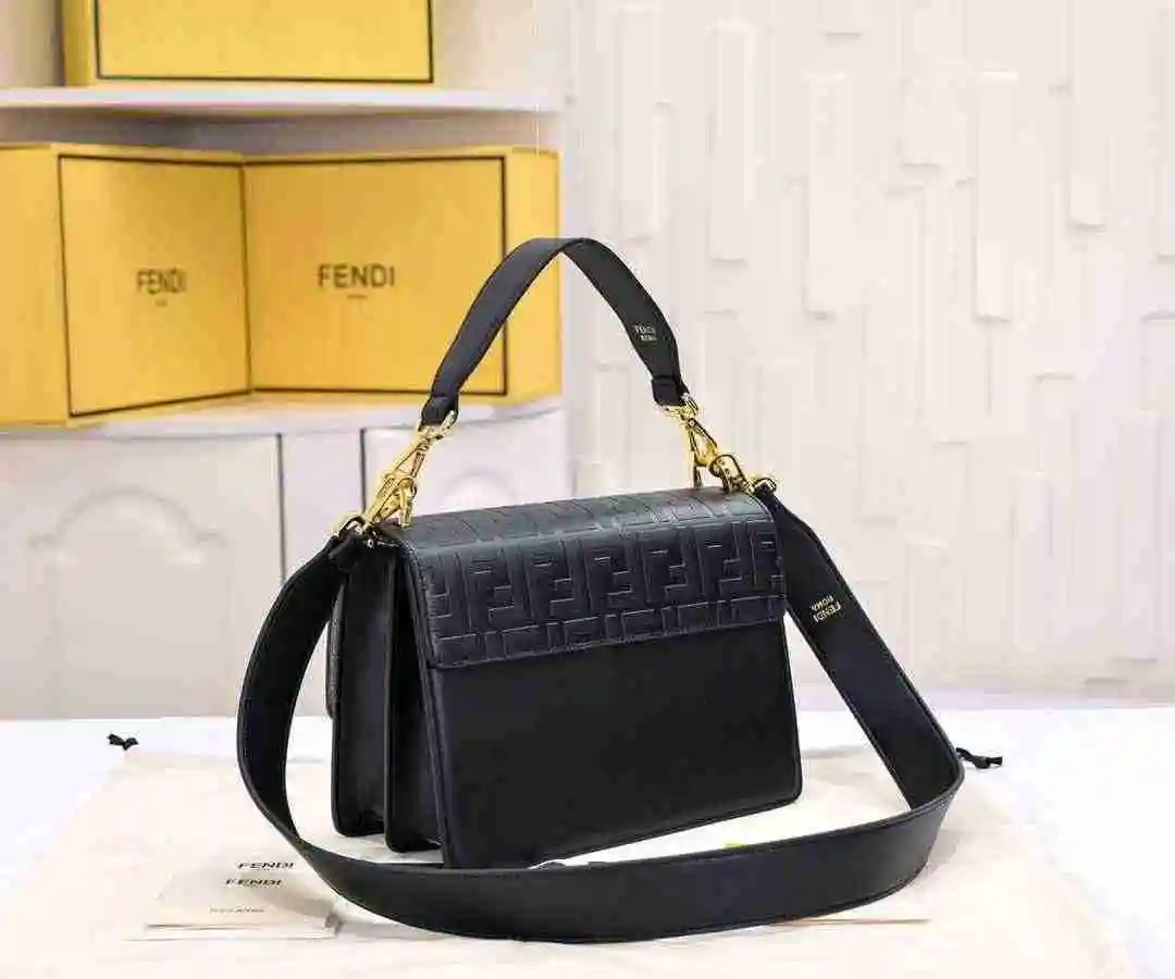 LK003050 (15).webp