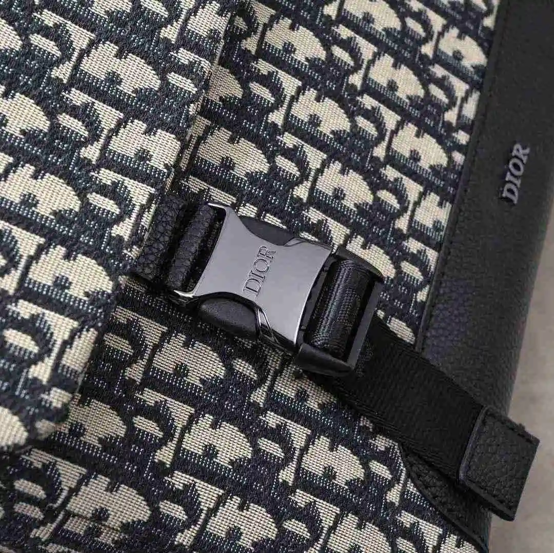 DW002850 (4).webp