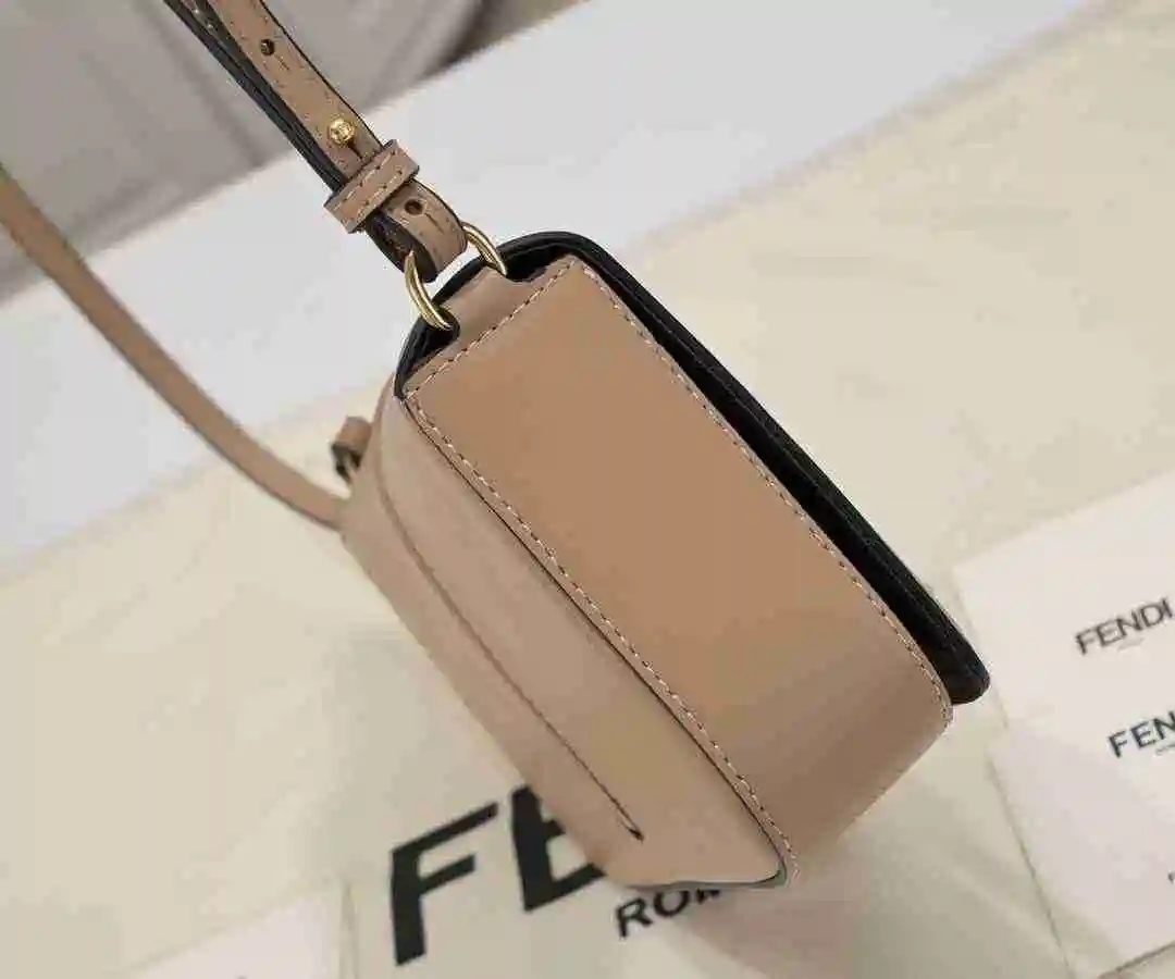 LK002250 (4).webp