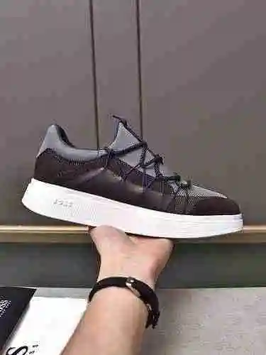 Boss 男鞋 编码：0623B80 Tamaño：38-44（45 定做）