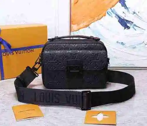 El bolso de mensajería exclusivo para hombres está hecho de cuero original importado de primer nivel