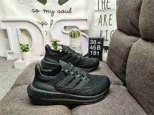 ¡La serie 181D verdaderamente explosiva Adidas Ultra Boost 2022 con palomitas de maíz UB de tamaño m