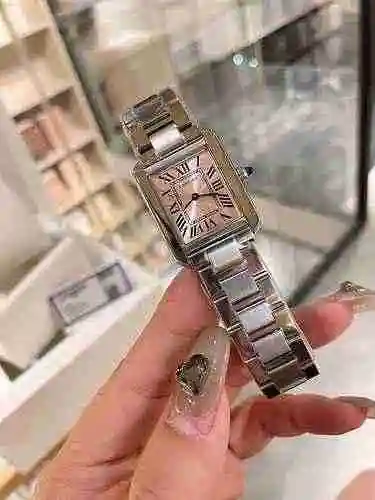 Pareja de relojes Cartier emparejados con movimiento mecánico completamente automático original Caja