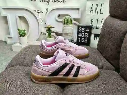 158D. Zapatos de entrenamiento rosas de la marca Adidas Gonz Aloha Super One Black Eye Co con cajón 
