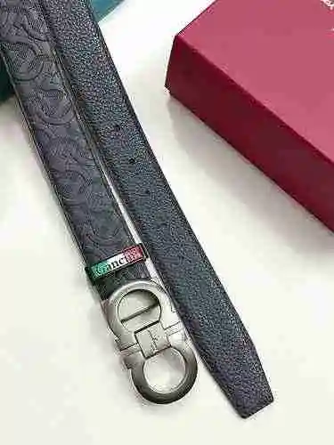 Cinturón de piel de vacuno con capa superior de doble cara