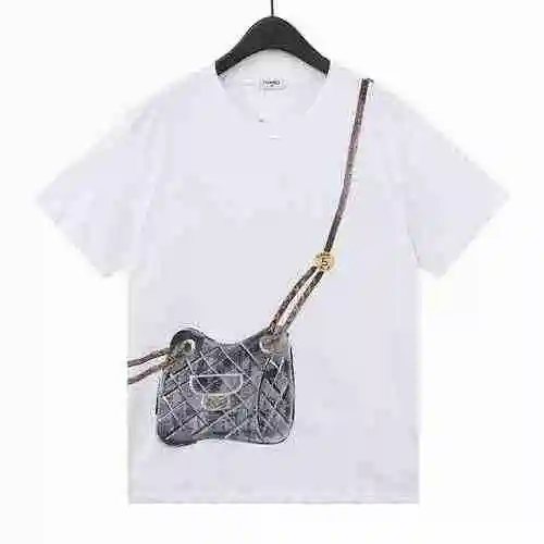CHANEL/Camiseta de manga corta con bolso dibujado a mano Chanel