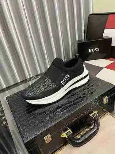 Boss 男鞋 编码：0528B50 Tamaño：38-44