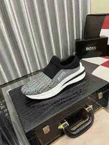 Boss 男鞋 编码：0528B50 Tamaño：38-44