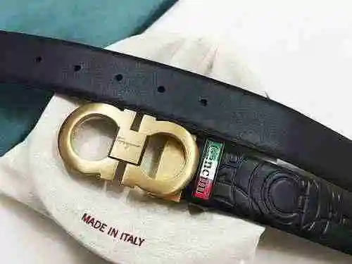 Cinturón de piel de vacuno con capa superior de doble cara