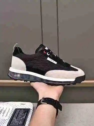 TB * Zapato Hombre Código: 0704C80 Talla: 38-44 (personalizado al 45)