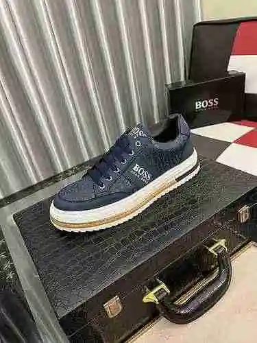 Boss 男鞋 编码：0528B40 Tamaño：38-44
